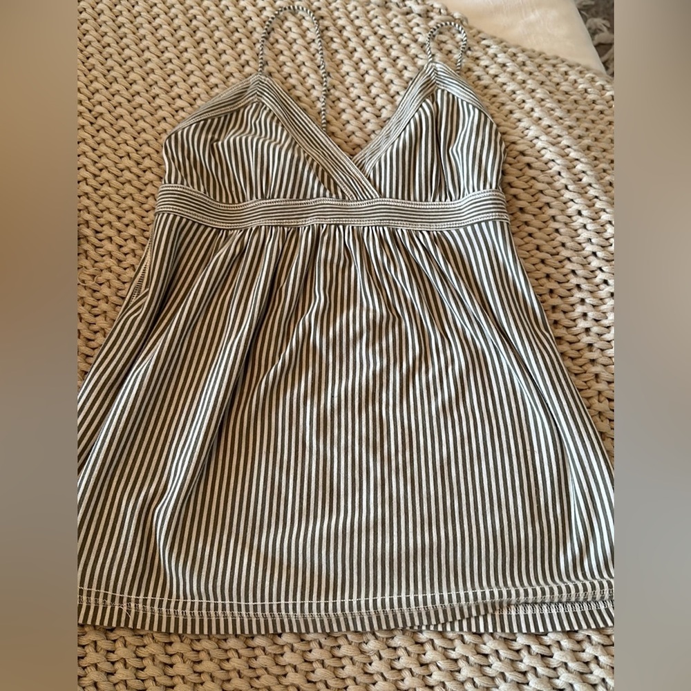 American Eagle Green Tank Top